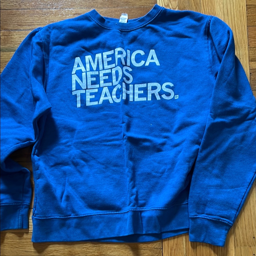 Blue Crewneck Sweatshirt Bold Statement